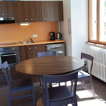 Lejlighed Appartement T3 A Jausiers, 4 Pers, Balcon, Acces Piscine - Fr-1-165B-19 Jausiers