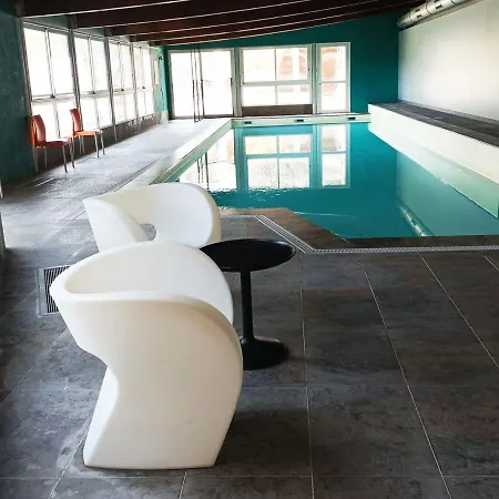 Appartement T3 dans Château des Magnans, Jausiers - 6 pers, piscine, sauna, proche Barcelonnette - FR-1-165B-19 Appartement Jausiers
